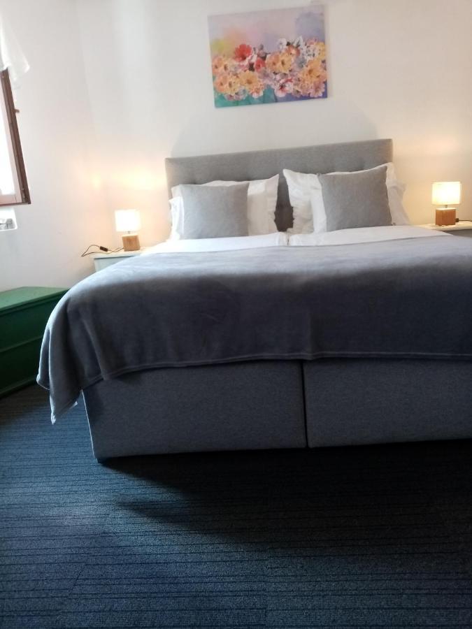 Rooms Serafin Motovun Exterior foto
